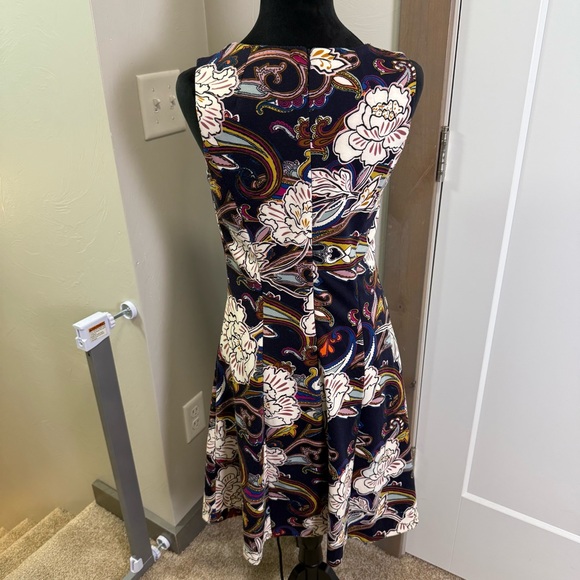 The Limited‎ A-Line Sleeveless Stretch Dress Floral Abstract Colorful Paisley 2 - Picture 5 of 9